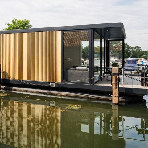 UNIEKE ACCOMMODATIE 4 personen - Luxe overnachten op het water in Friesland (41)