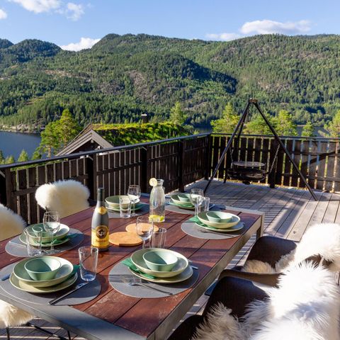 VAKANTIEHUIS 6 personen - Moose Lodge | With Sauna & Water View