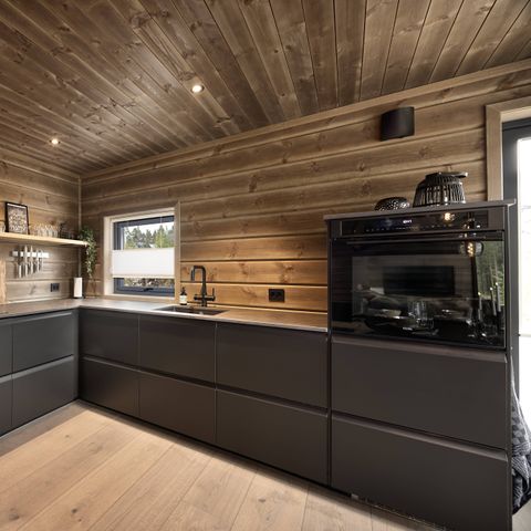 VAKANTIEHUIS 6 personen - Saga Hytte With Sauna, Hot Tub & Water View