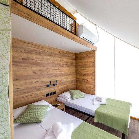 Tent 6 personen - Premium safaritent met drie slaapkamers (4+2)