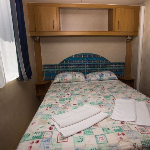 Stacaravan 5 personen - Stacaravan met twee slaapkamers aan zee