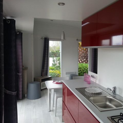 Stacaravan 4 personen - Ramatuelle - VIP Cap Deseo - 34 m² - Uitzicht op zee en jacuzzi