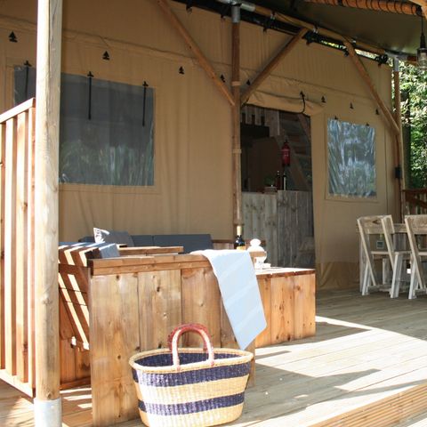 Safaritent 6 personen - incl. sanitair