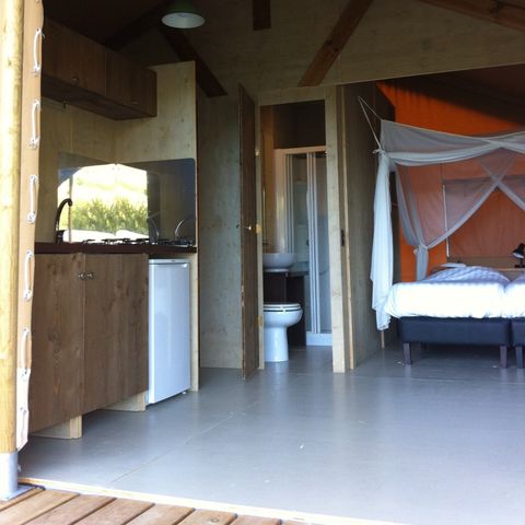 Safaritent 6 personen - incl. sanitair