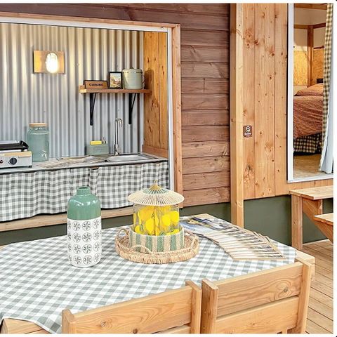 UNIEKE ACCOMMODATIE 4 personen - Tiny House | 2 slaapkamers | 4 pers | Verhoogd terras | 1 badkamer