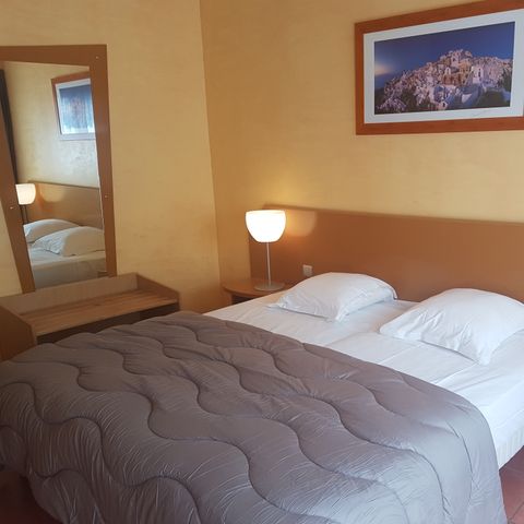 Hotelkamer 2 personen - G/227_HOTELKAMER 2 PERS.