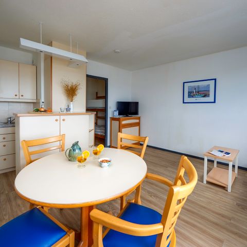 Studio 4 personen - G/200_STUDIO 4 PERS. MET GESLOTEN CABINE