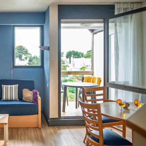 Studio 4 personen - G/200_STUDIO 4 PERS. MET GESLOTEN CABINE