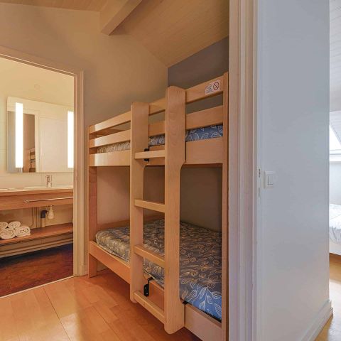 Studio 4 personen - G/292_STUDIO 4 PERSONEN STRAATKANT