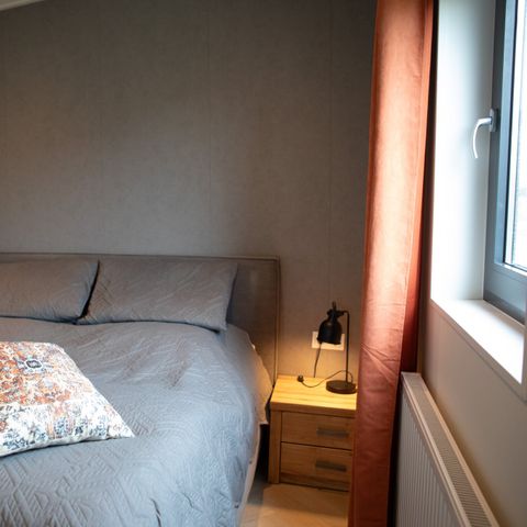 Chalet 6 personen - Luxe op minicamping Waarde met hottub