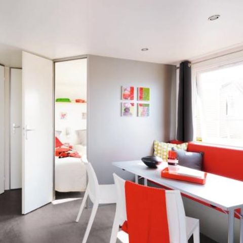 Stacaravan 4 personen - Premium Capucine - 2 slaapkamers + halfoverdekt terras
