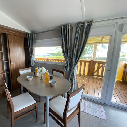 Stacaravan 4 personen -  2 slaapkamers - overdekt terras - Prestige