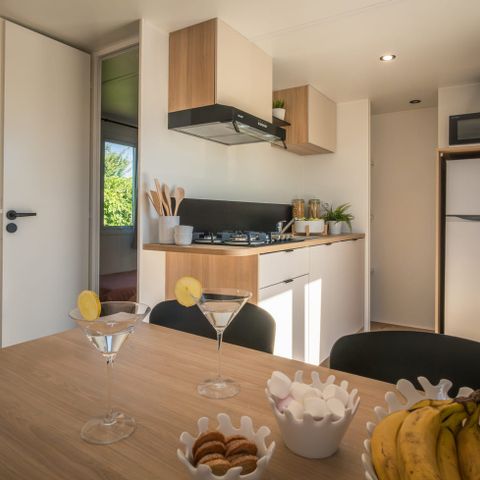 Stacaravan 4 personen - 2 slaapkamers - overdekt terras - Comfort