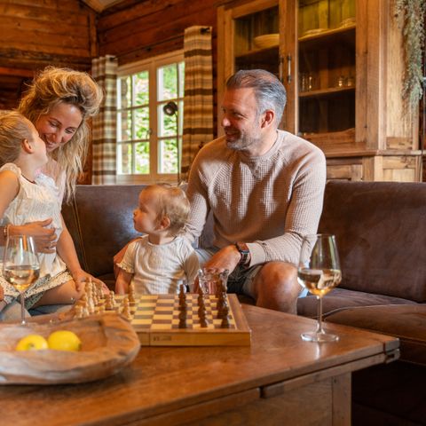 Vakantiehuis 6 personen - 'Huys van de Boswachter' met Bubbelbad