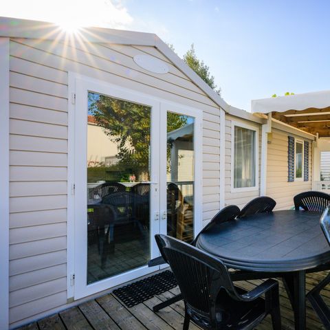 Stacaravan 6 personen - DIM - LOISIR CONFORT 3ch/ 6p - 36m² - Overdekt terras