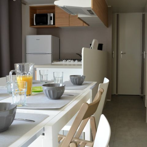 Stacaravan 6 personen - Premium cottage - 3 slaapkamers - 2 badkamers - Bedlinnenpakket, handdoeken, plancha en schoonmaakpakket inbegrepen