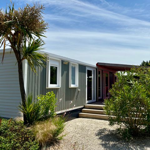 Stacaravan 6 personen - Premium cottage - 3 slaapkamers - 2 badkamers - Bedlinnenpakket, handdoeken, plancha en schoonmaakpakket inbegrepen