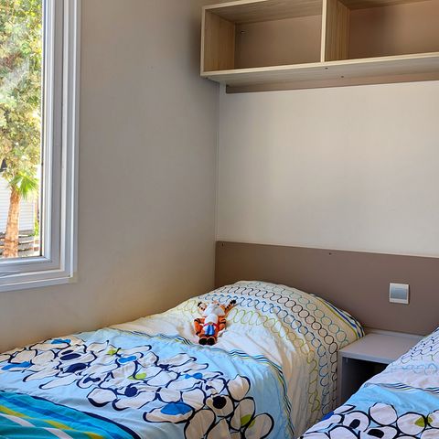 Stacaravan 8 personen - 8-persoons Texas stacaravan met airconditioning (ca. 32 m²)