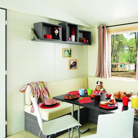 Stacaravan 6 personen - Comfort - TV 3bed -TV-overdekt terras- 30m²