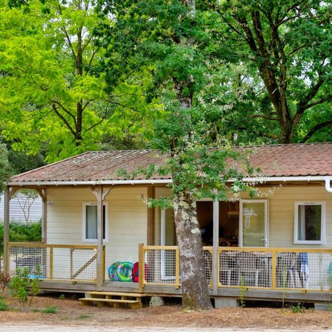 Chalet 7 personen - Cottage Family - 3 slaapkamers - PREMIUM - 32 m² - Roselune - Airco - Tv - Vaatwasser - Plancha - Overdekt XXL-terras