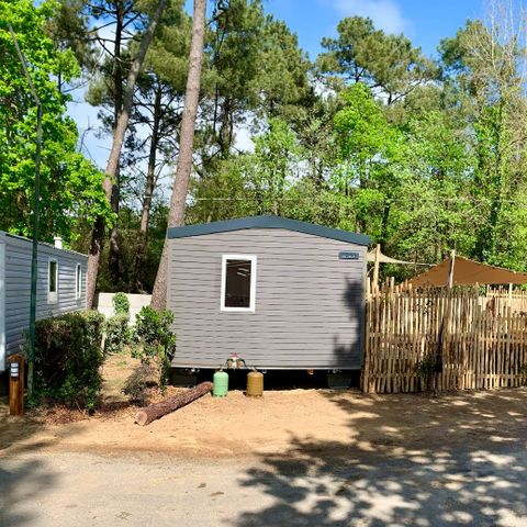 Stacaravan 10 personen - Stam 5 slaapkamers -CLIM-2 badkamers-TV-LV-Plancha overdekt terras-56m² | PREMIUM