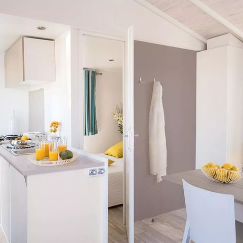 Stacaravan 6 personen - Stacaravan 4/6 personen zondag/zondag (ca. 26m²)