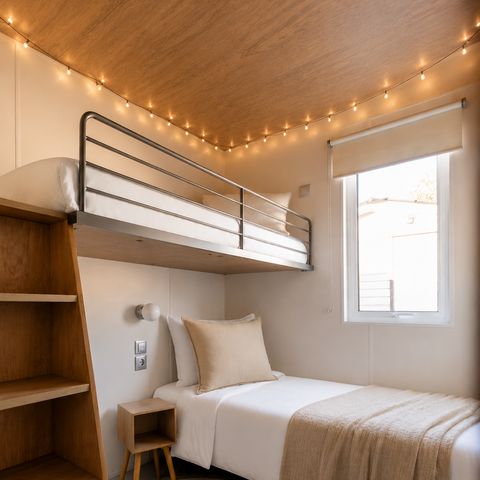 Stacaravan 6 personen - Cocoon - 3 slaapkamers - 2 badkamers - PREMIUM+ - 40 m² - Spa - Airco - Tv - Wasmachine - Plancha - Overdekt terras - Reispakket