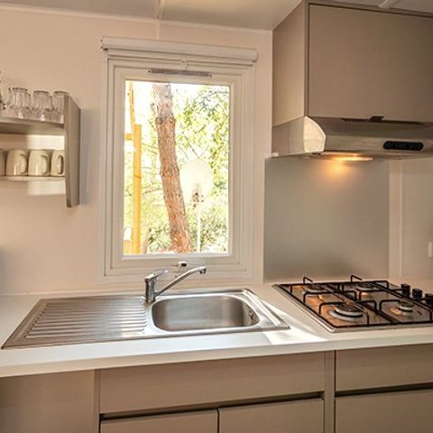 Stacaravan 6 personen - Comfort XL | 2 slaapkamers | 4/6 pers. | Verhoogd terras