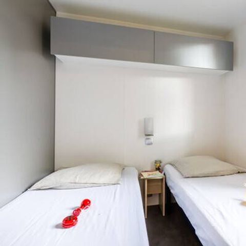 Stacaravan 4 personen - Stacaravan | Comfort | 2 Slaapkamers | 4 Pers. | Single terras