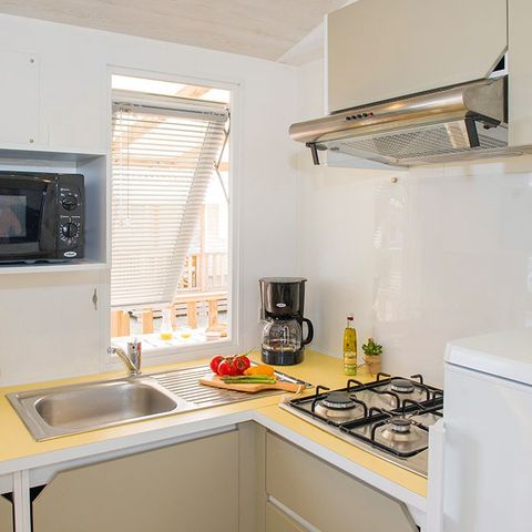 Stacaravan 5 personen - Klassiek | 2 slaapkamers | 5 pers | Niet overdekt verhoogd terras | 1 badkamer | Airconditioning