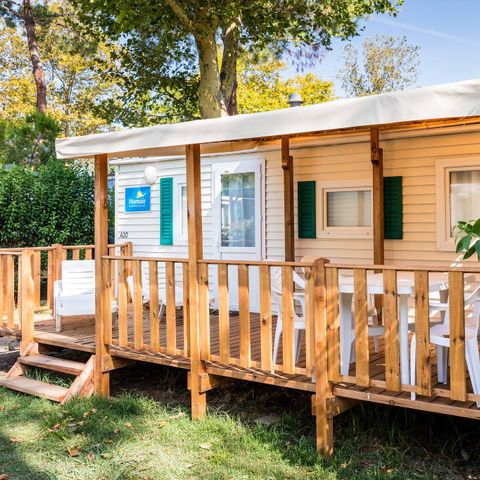 Stacaravan 4 personen - Klassiek | 2 slaapkamers | 4 slaapplaatsen | Halfoverdekt terras | 1 badkamer | Airconditioning