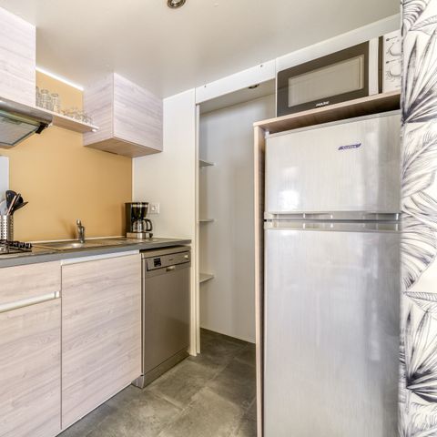 Stacaravan 4 personen - Stacaravan | Comfort XL | 2 slaapkamers | 4 pers. | Verhoogd terras | Airconditioning | TV