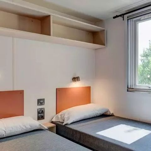 Stacaravan 6 personen - Comfort | 3 slaapkamers | 6 pers. | Terras Lounge | Airconditioning