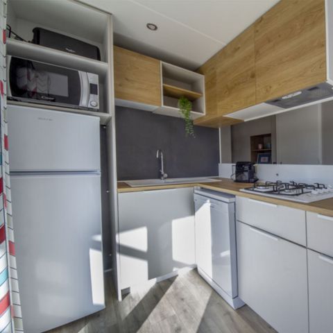 Stacaravan 7 personen - PREMIUM - 3 slaapkamers met airconditioning +TV+Gaskookplaat + 2 badkamers