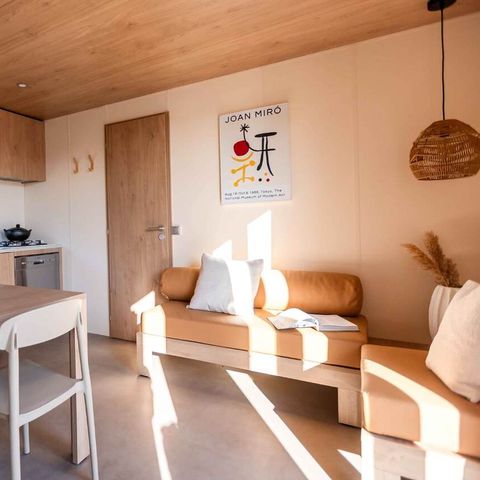 Stacaravan 5 personen - PREMIUM - 2 slaapkamers met airconditioning +TV+Gaskookplaat + 2 badkamers - 2025
