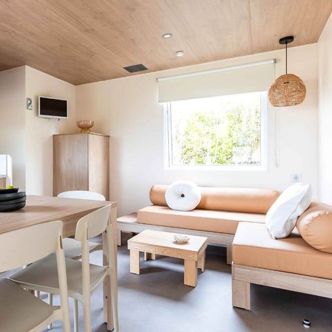 Stacaravan 7 personen - PREMIUM - 3 slaapkamers met airconditioning +TV+Gaskookplaat + 2 badkamers - 2025
