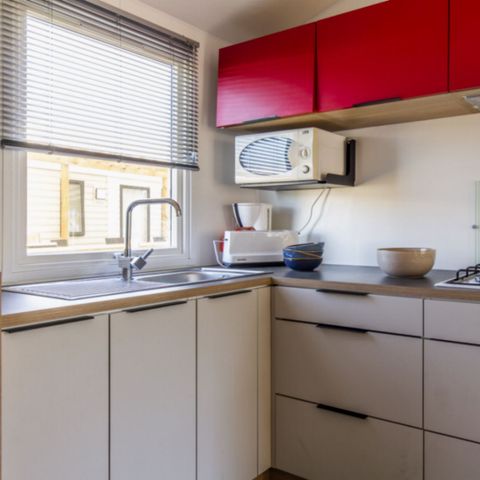 Stacaravan 8 personen - COMFORT - 4 slaapkamers met airconditioning + TV + 2 badkamers