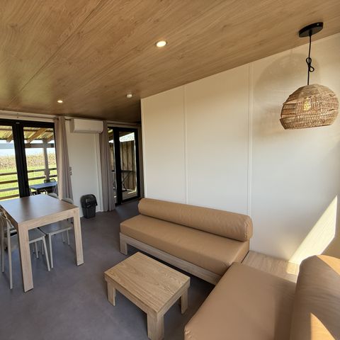 Stacaravan 4 personen - Premium Roseau - 2 slaapkamers, airconditioning, televisie, vaatwasser, verwarmd handdoekenrek en Kluis