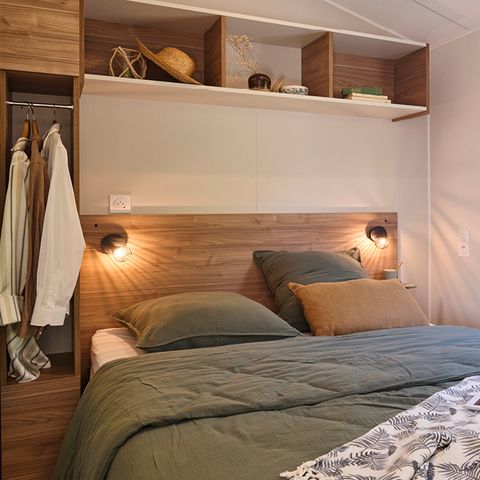Stacaravan 8 personen - PRESTA + 40 m² - 4 slaapkamers, 2 badkamers, tv + airco
