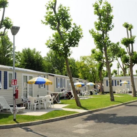 Stacaravan 7 personen - Riviera 860-3 CD