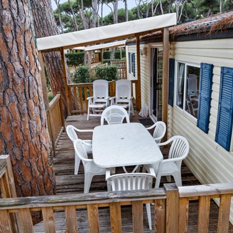 Stacaravan 8 personen - Classic XL | 3 slaapkamers | 6/8 pers. | Verhoogd terras