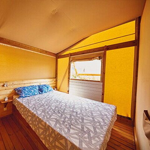 Safaritent 5 personen - Lodge | 2 slaapkamers | 4/5 pers. | Verhoogd terras | TV