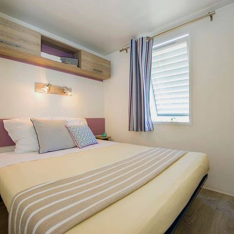 Stacaravan 4 personen - Mobile-home | Comfort | 2 Slaapkamers | 4 Pers. | Verhoogd terras | Airconditioning.