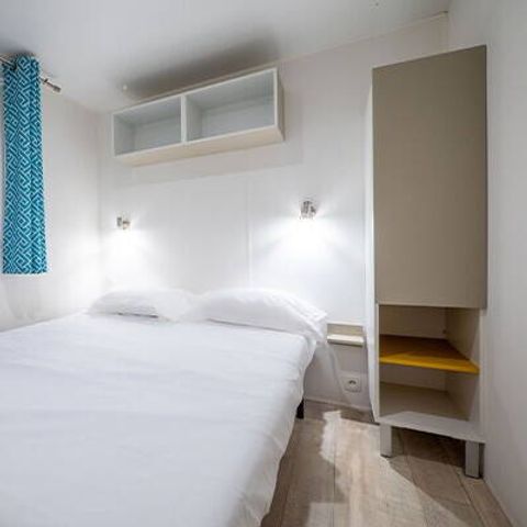 Stacaravan 6 personen - Comfort | 3 slaapkamers | 6 pers | Eenpersoons terras | Airconditioning