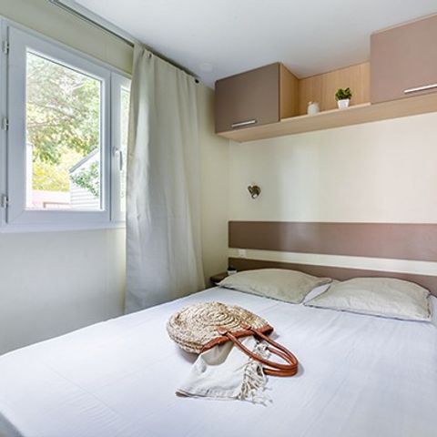 Stacaravan 4 personen - Klassiek | 2 slaapkamers | 4 pers. | Eenpersoons terras