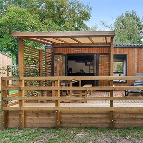 Stacaravan 4 personen - Ultimate | 2 slaapkamers | 4 pers | Verhoogd terras | 2 badkamers | Airconditioning | TV