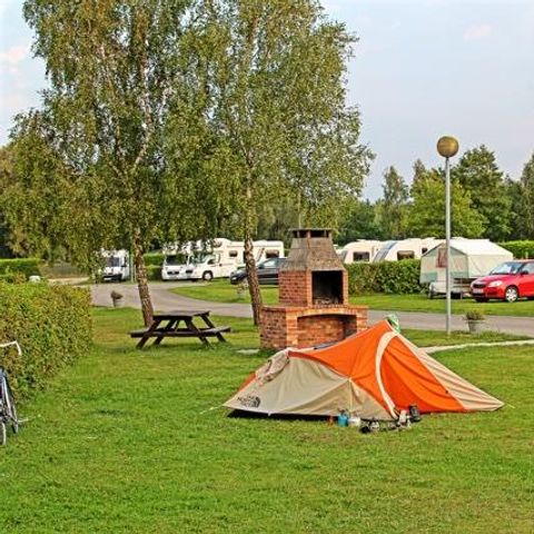 Kampeerplaats - Kampeerplaats Tent of Caravan + auto
