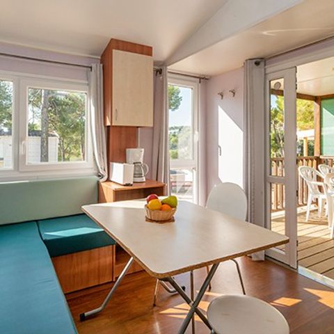 Stacaravan 4 personen - Klassiek | 2 Slaapkamers | 4 Pers. | Single terras
