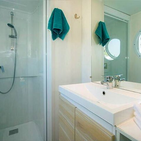 Stacaravan 6 personen - Mobile-home | Comfort | 2 Slaapkamers | 4/6 Pers. | Single terras | Air-con.