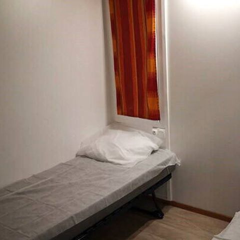 Chalet 6 personen - Chalet | Comfort | 3 Slaapkamers | 6 Pers. | Verhoogd terras | 1 Badkamer | Airconditioning.